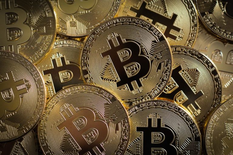 Zullen miners een prijsdaling voor Bitcoin veroorzaken? Veel Bitcoin naar exchanges verstuurd!